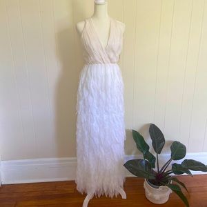 NWT Alice+Olivia Tibby Petal Gown White size Small